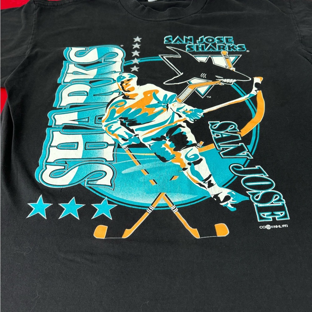 VINTAGE SAN JOSE SHARKS T-SHIRT, 1993, COLLEGE CONCEPTS, RARE! SIZE LATGE, BLACK